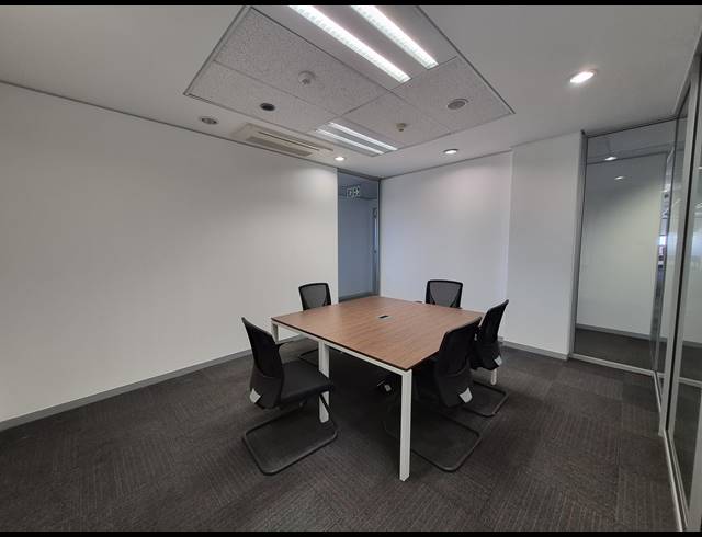 530M² OFFICE TO LET IN SANDTON CENTRAL